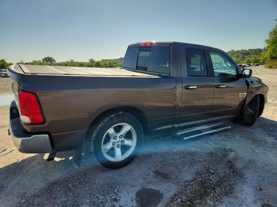 52387916 :رقم المزاد ، 1C6RR7GT2JS118165 vin ، 2018 Ram 1500 مزاد بيع