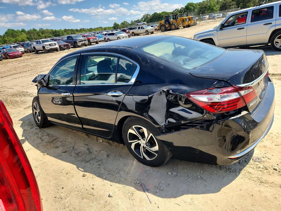 53562626 :رقم المزاد ، 1HGCR2F34HA237985 vin ، 2017 Honda Accord مزاد بيع