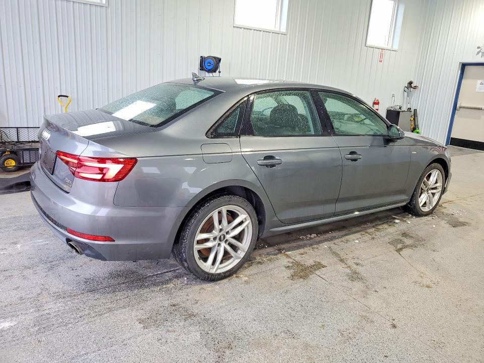 51620736 :رقم المزاد ، WAUDNAF46HN049055 vin ، 2017 Audi A4 مزاد بيع