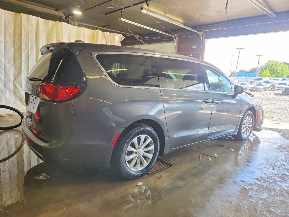 Продажа на аукционе авто 2020 Chrysler Pacifica, vin: 2C4RC1FG3LR102167, номер лота: 53373486