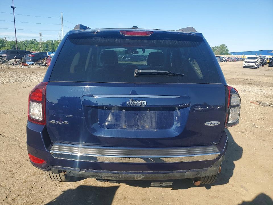 55306196 :رقم المزاد ، 1C4NJDEB7FD272700 vin ، 2015 Jeep Compass مزاد بيع
