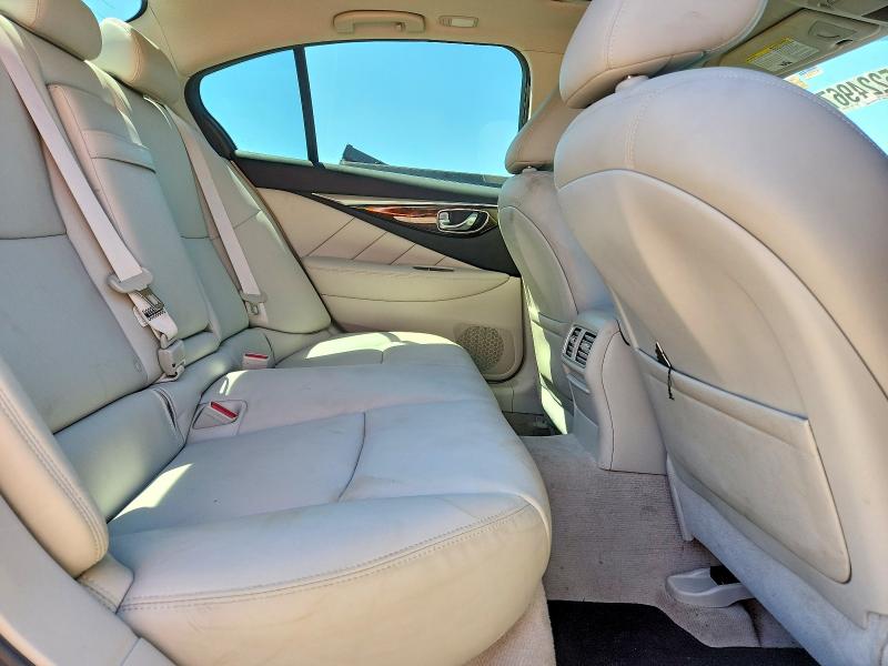 52249676 :رقم المزاد ، JN1EV7AP2JM355244 vin ، 2018 Infiniti Q50 مزاد بيع