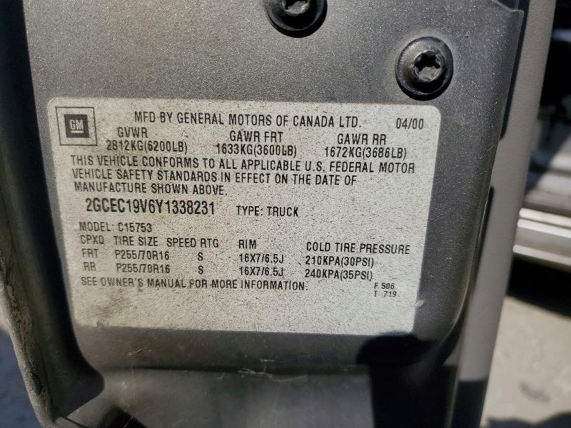 2000 Chevrolet Silverado მანქანა იყიდება აუქციონზე, vin: 2GCEC19V6Y1338231, აუქციონის ნომერი: 52502196