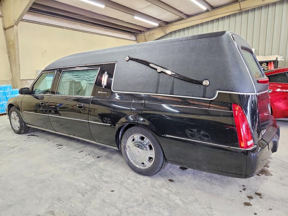 Auction sale of the 2011 Cadillac Professional Chassis, vin: 1GE8K8C60BU500304, lot number: 52728056
