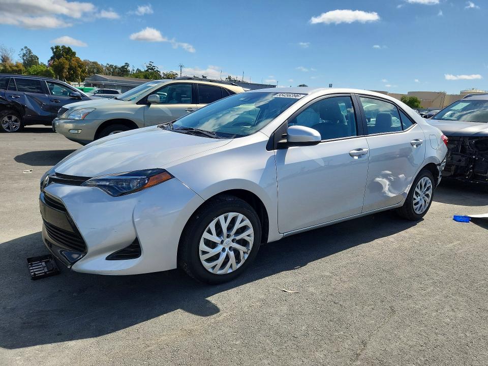 Auction sale of the 2018 Toyota Corolla, vin: 2T1BURHE9JC034057, lot number: 55456396