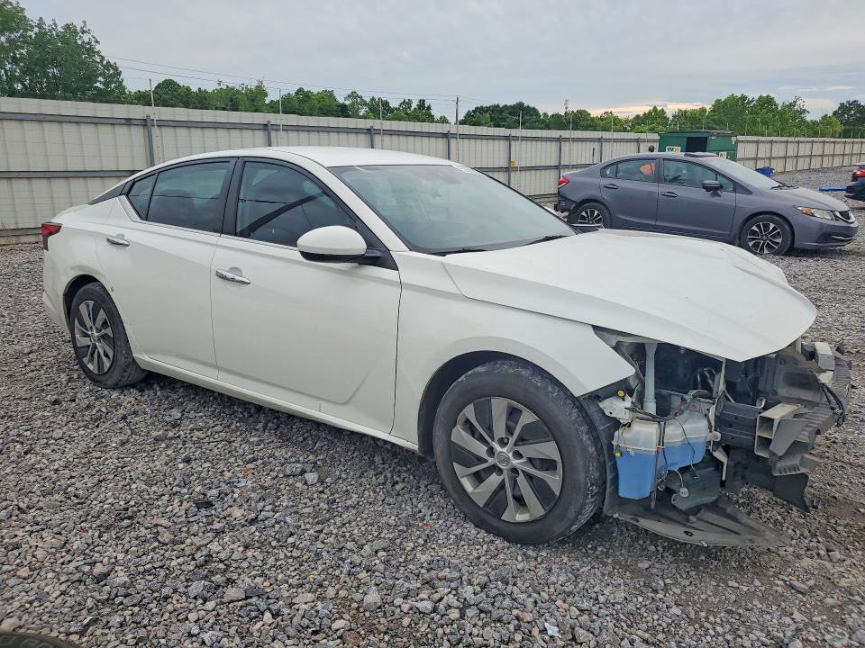 52664046 :رقم المزاد ، 1N4BL4BVXMN359662 vin ، 2021 Nissan Altima مزاد بيع