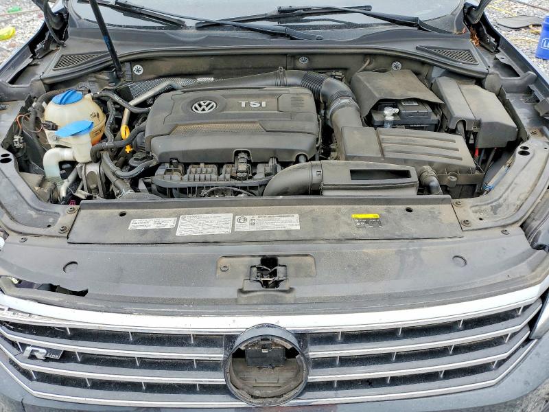 52203086 :رقم المزاد ، 1VWDT7A31HC032439 vin ، 2017 Volkswagen Passat مزاد بيع
