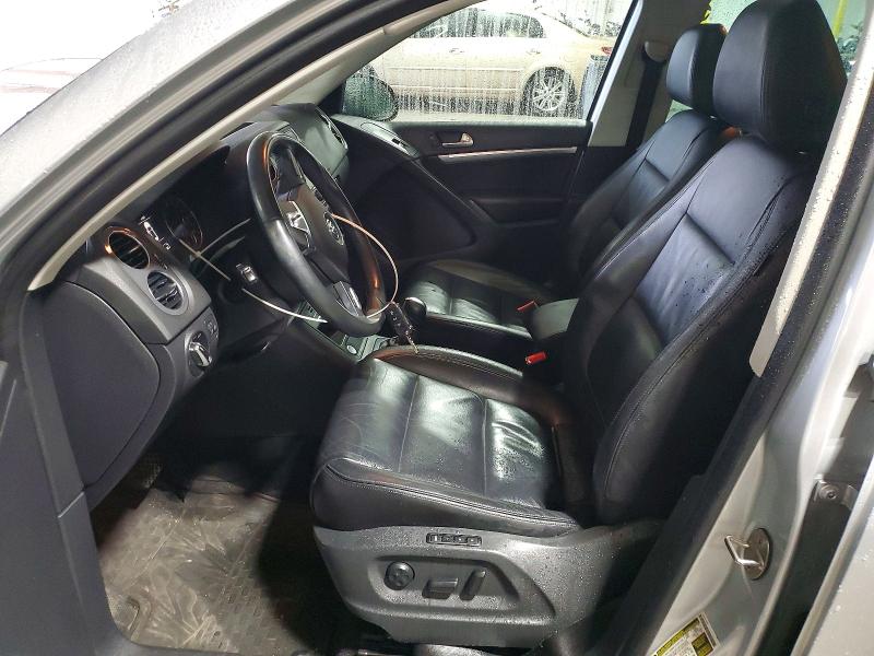 2012 Volkswagen Tiguan მანქანა იყიდება აუქციონზე, vin: WVGBV7AX9CW535260, აუქციონის ნომერი: 52270326
