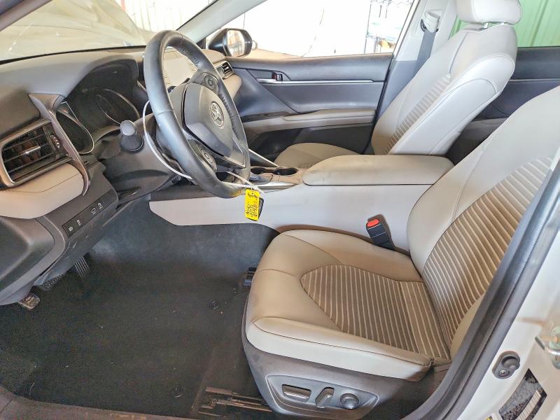 52717206 :رقم المزاد ، 4T1T11AK0NU054264 vin ، 2022 Toyota Camry مزاد بيع
