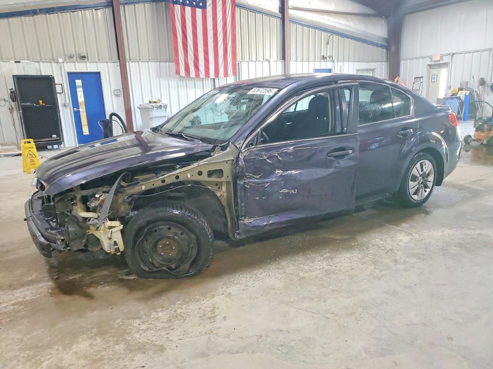 52672596 :رقم المزاد ، 4S3BMBA61D3021455 vin ، 2013 Subaru Legacy مزاد بيع