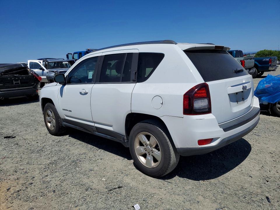 53473106 :رقم المزاد ، 1C4NJCBA2FD250514 vin ، 2015 Jeep Compass مزاد بيع