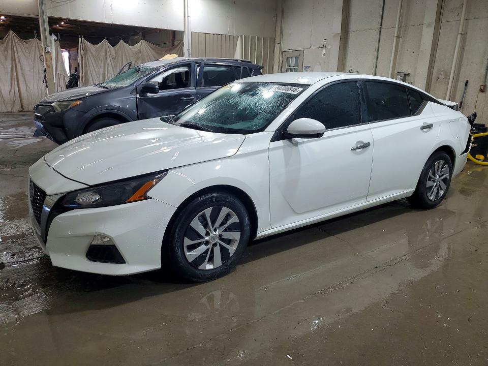 Продажа на аукционе авто 2022 Nissan Altima, vin: 1N4BL4BV0NN329829, номер лота: 54200846