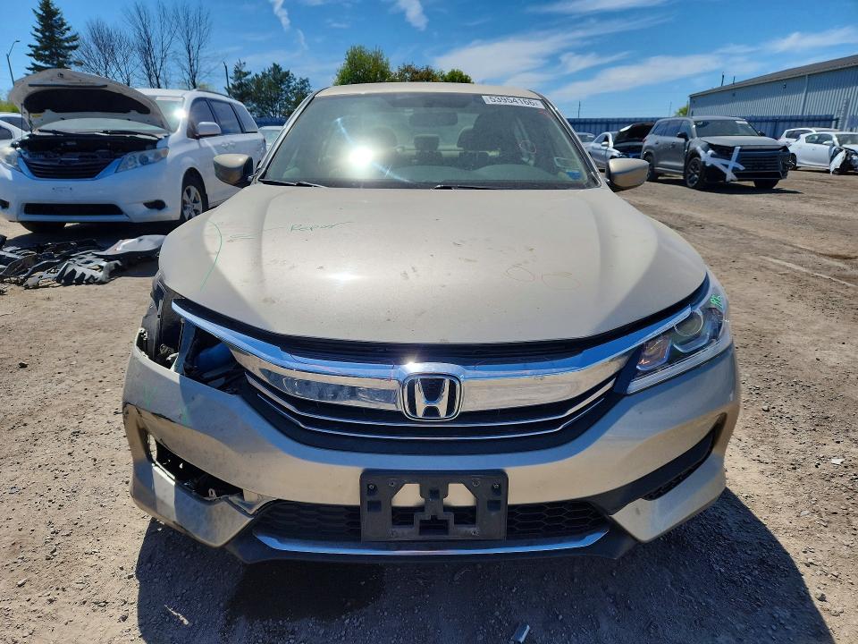 Продаж на аукціоні авто 2017 Honda Accord, vin: 1HGCR2F31HA212624, номер лоту: 53954166