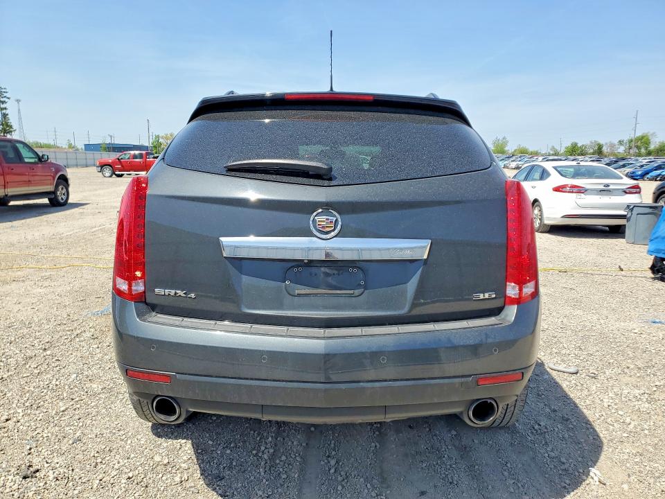 52073526 :رقم المزاد ، 3GYFNEE3XGS570452 vin ، 2016 Cadillac Srx مزاد بيع