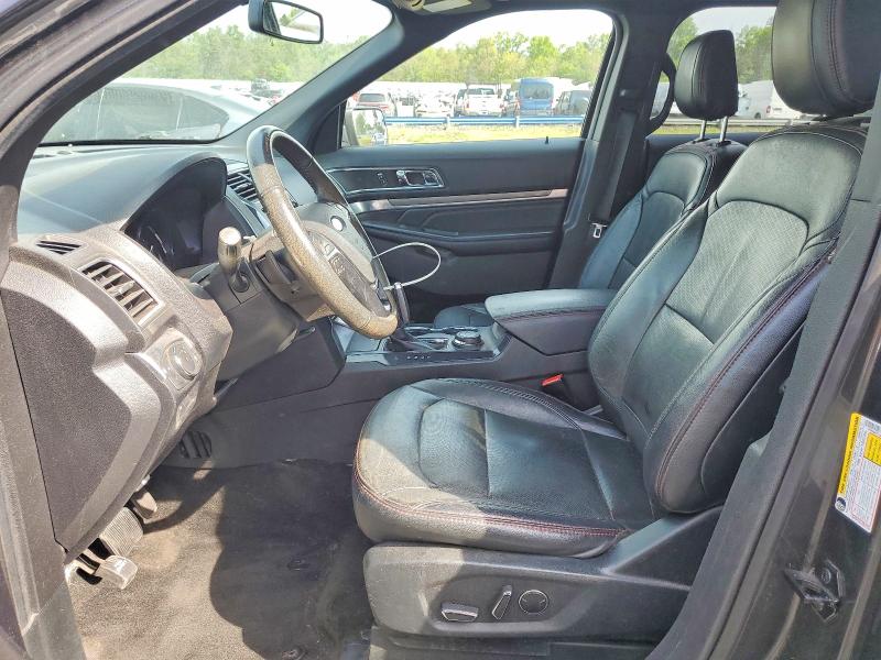 53325516 :رقم المزاد ، 1FM5K8GT1JGC50866 vin ، 2018 Ford Explorer مزاد بيع