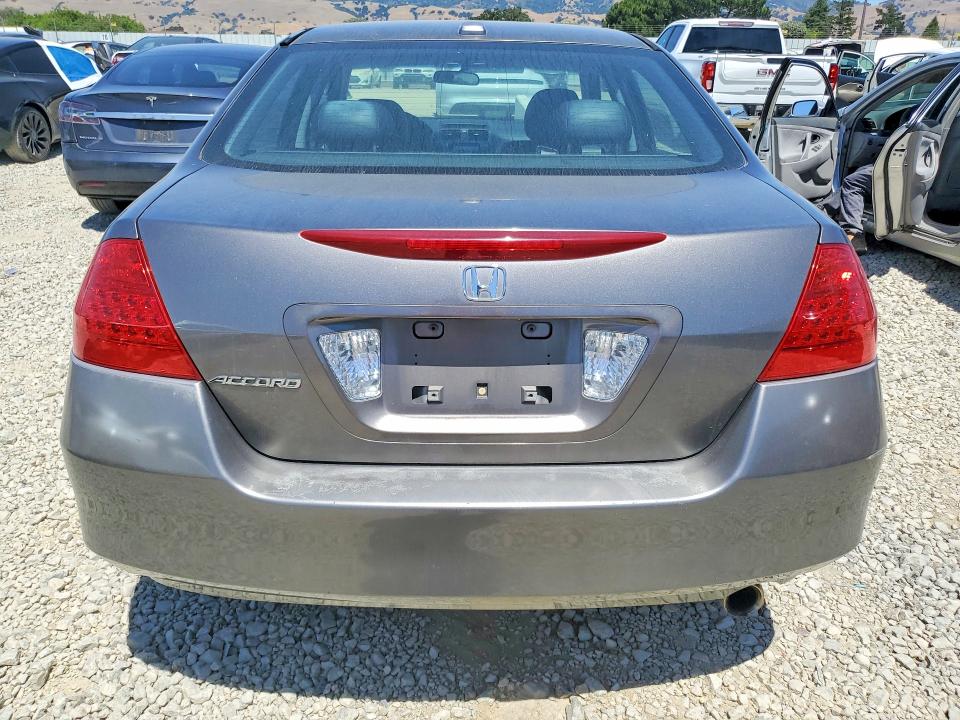 Продажа на аукционе авто 2006 Honda Accord, vin: 1HGCM567X6A053991, номер лота: 54165566