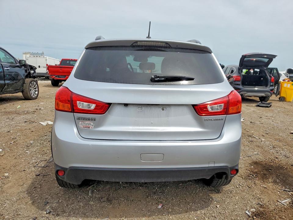 55231126 :رقم المزاد ، JA4AP4AWXGZ027619 vin ، 2016 Mitsubishi Outlander Sport مزاد بيع