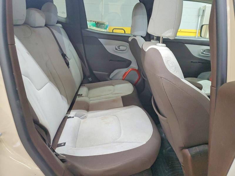 Продажа на аукционе авто 2015 Jeep Renegade, vin: ZACCJBBT0FPB75479, номер лота: 52324536