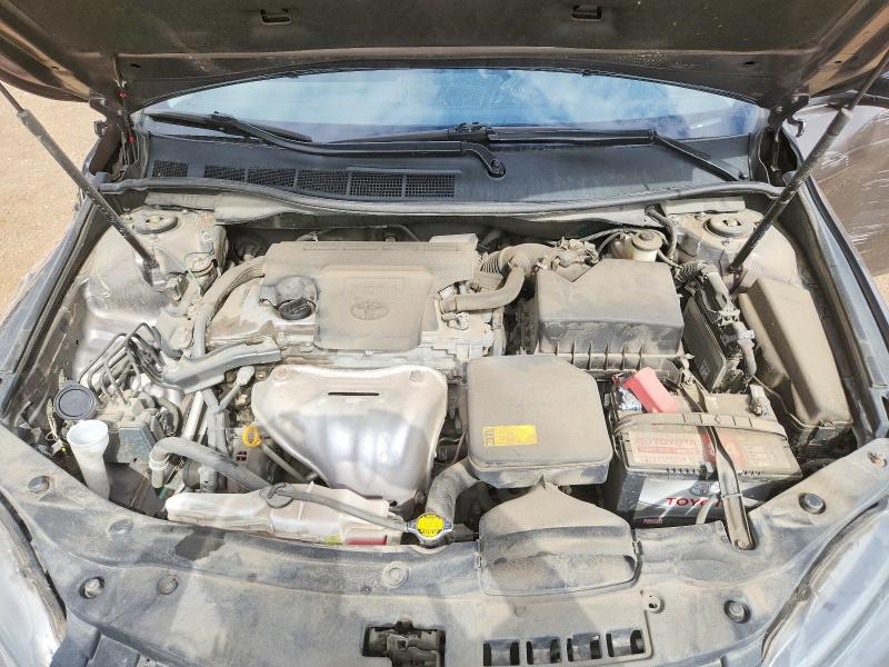 55243426 :رقم المزاد ، 4T1BF1FK3FU058476 vin ، 2015 Toyota Camry مزاد بيع
