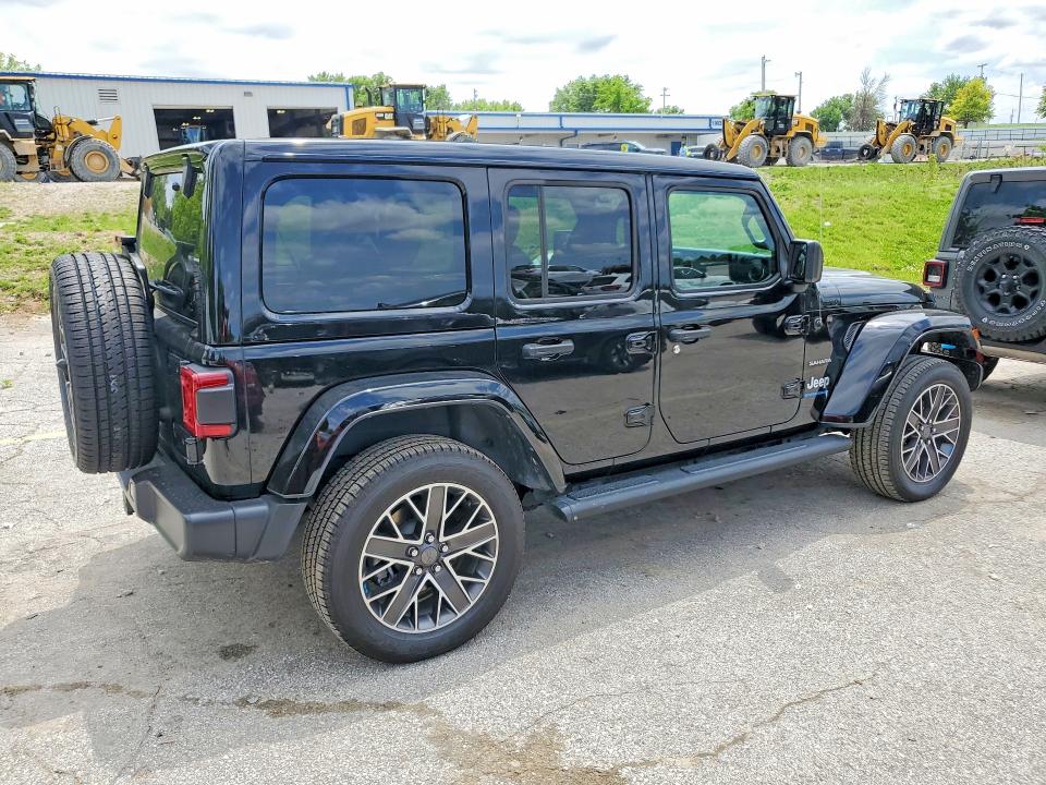 54248726 :رقم المزاد ، 1C4JJXP6XPW557400 vin ، 2023 Jeep Wrangler مزاد بيع