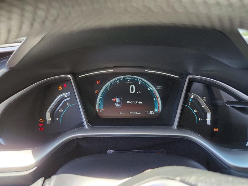 Продажа на аукционе авто 2017 Honda Civic, vin: 2HGFC1F38HH633136, номер лота: 54860296
