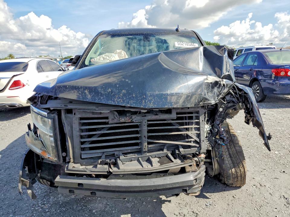 55218586 :رقم المزاد ، 1GNSCAKC2JR175979 vin ، 2018 Chevrolet Tahoe مزاد بيع