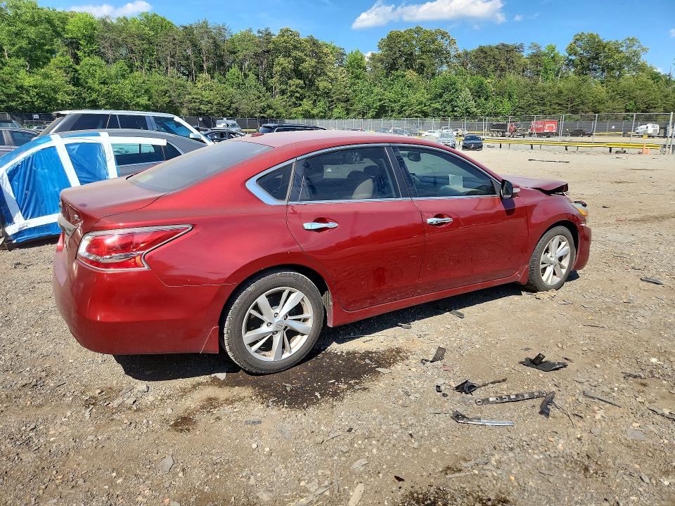 2015 Nissan Altima მანქანა იყიდება აუქციონზე, vin: 1N4AL3APXFN870333, აუქციონის ნომერი: 54199196