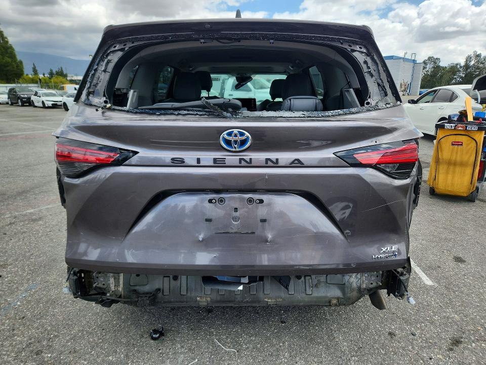 2022 Toyota Sienna მანქანა იყიდება აუქციონზე, vin: 5TDYRKEC4NS108827, აუქციონის ნომერი: 55215296