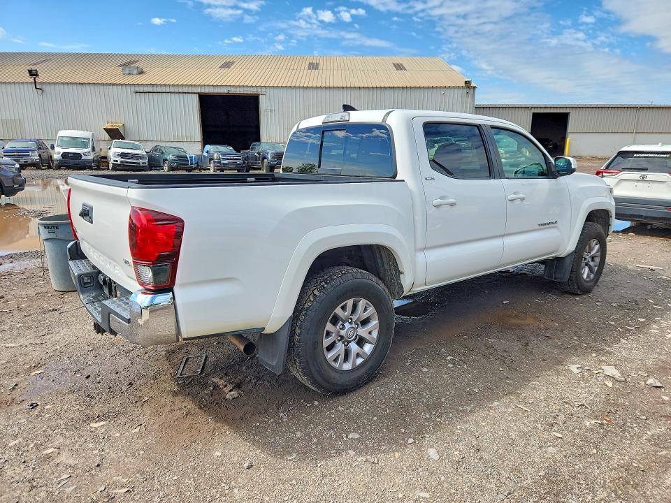 Продажа на аукционе авто 2018 Toyota Tacoma, vin: 5TFCZ5AN4JX129331, номер лота: 52709566