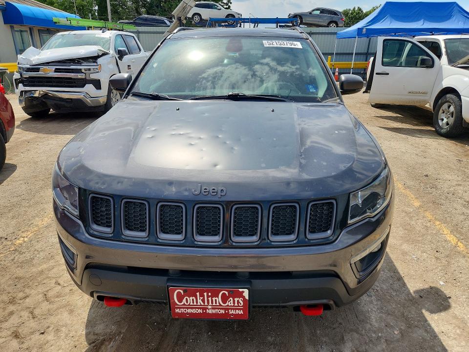 52153796 :رقم المزاد ، 3C4NJDDB4KT790382 vin ، 2019 Jeep Compass مزاد بيع