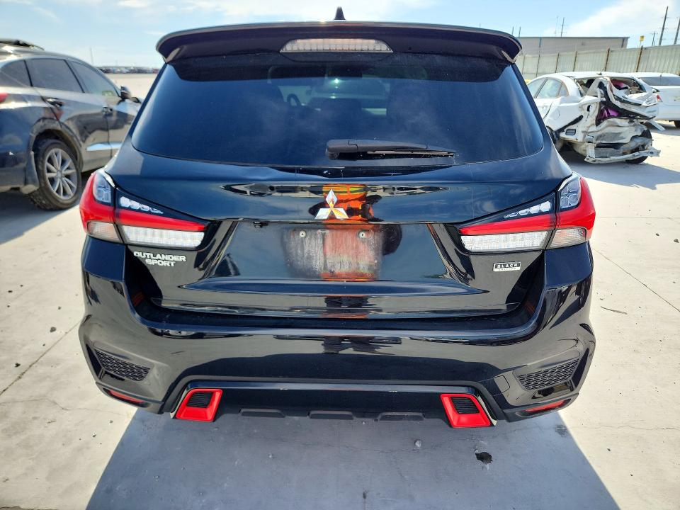 53883106 :رقم المزاد ، JA4APUAU2MU014936 vin ، 2021 Mitsubishi Outlander Sport مزاد بيع