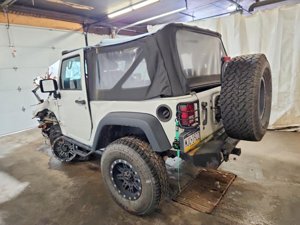 2015 Jeep Wrangler მანქანა იყიდება აუქციონზე, vin: 1C4AJWAG0FL587811, აუქციონის ნომერი: 51171726
