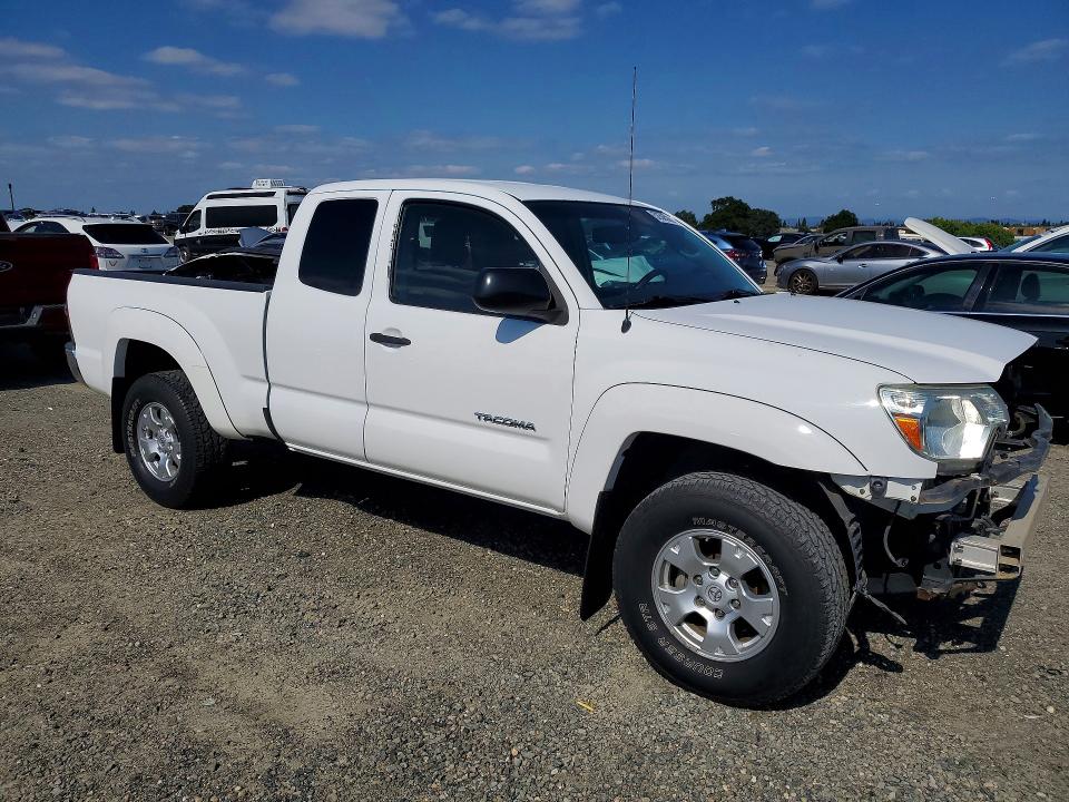 52505226 :رقم المزاد ، 5TFTU4GN4DX050388 vin ، 2013 Toyota Tacoma مزاد بيع