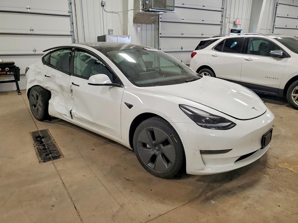 53419736 :رقم المزاد ، 5YJ3E1EB7NF313814 vin ، 2022 Tesla Model 3 مزاد بيع