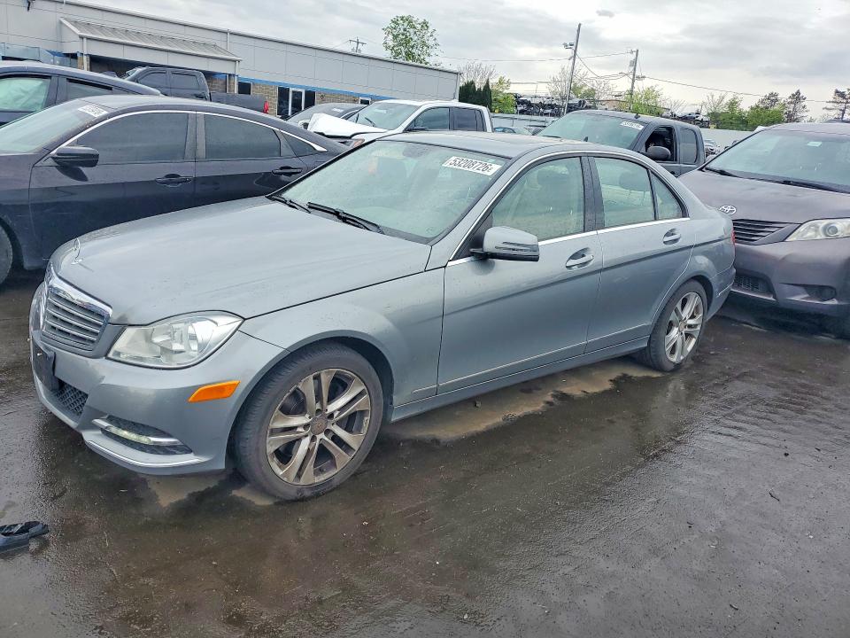 Продаж на аукціоні авто 2014 Mercedes-benz C, vin: WDDGF8ABXEA955732, номер лоту: 53208726