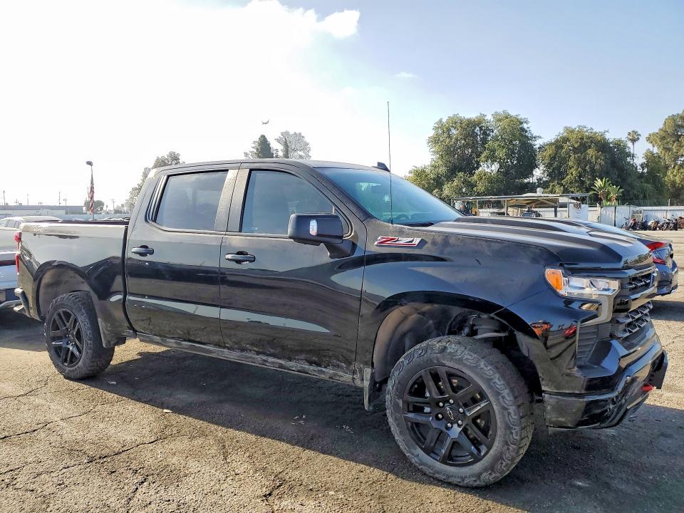 Продажа на аукционе авто 2024 Chevrolet Silverado, vin: 3GCUDFED5RG239346, номер лота: 52958076