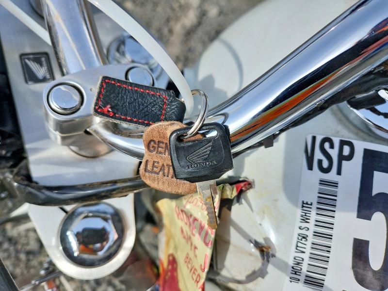 52918896 :رقم المزاد ، JH2RC5816AK000915 vin ، 2010 Honda Vt750 مزاد بيع