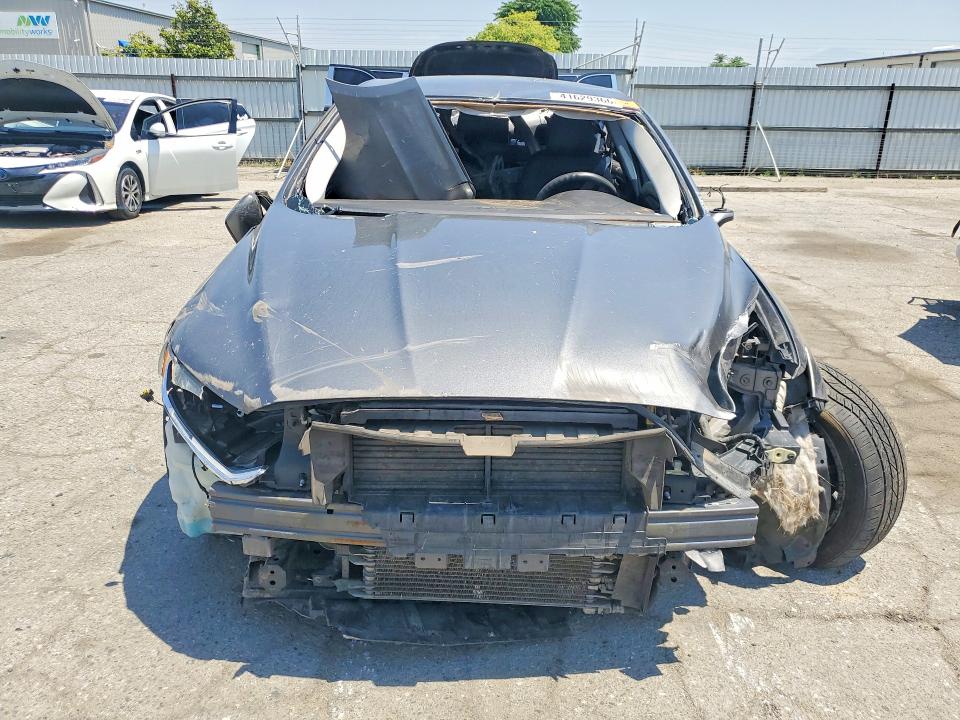 Продажа на аукционе авто 2014 Ford Fusion, vin: 3FA6P0LUXER196188, номер лота: 41629366