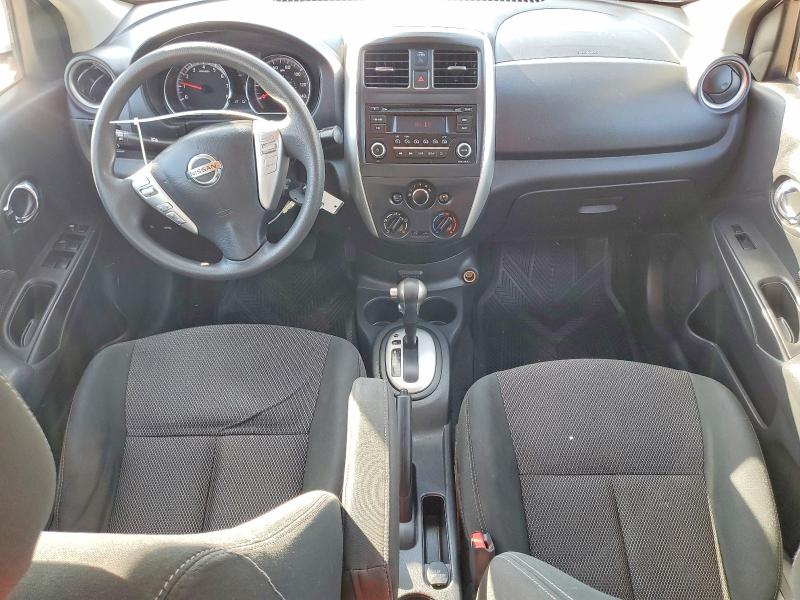 55299166 :رقم المزاد ، 3N1CN7AP8JL858150 vin ، 2018 Nissan Versa مزاد بيع