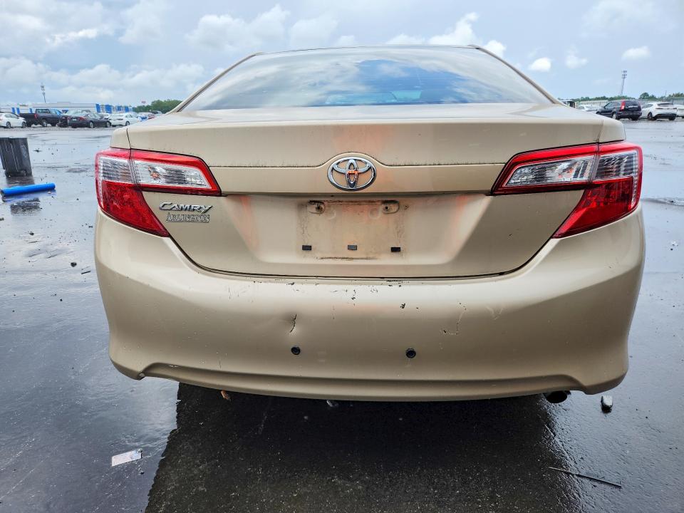 54556336 :رقم المزاد ، 4T1BF1FK0CU607126 vin ، 2012 Toyota Camry مزاد بيع