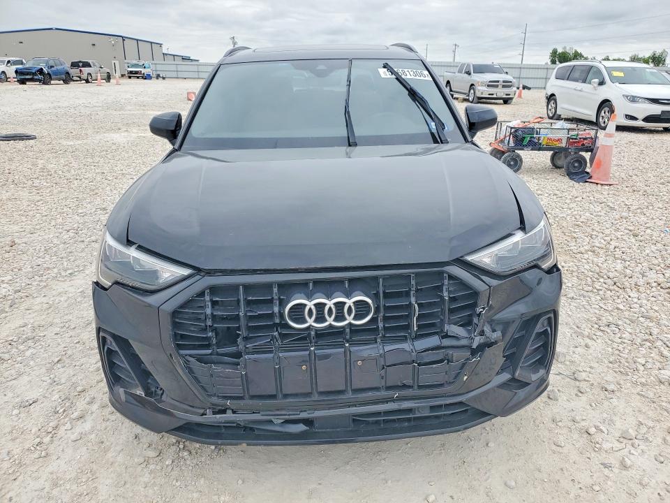 2022 Audi Q3 მანქანა იყიდება აუქციონზე, vin: WA1DECF39N1031345, აუქციონის ნომერი: 52681306