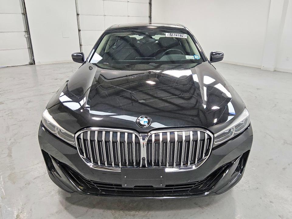 51823376 :رقم المزاد ، WBA7T4C09LGF97220 vin ، 2020 Bmw 740 مزاد بيع