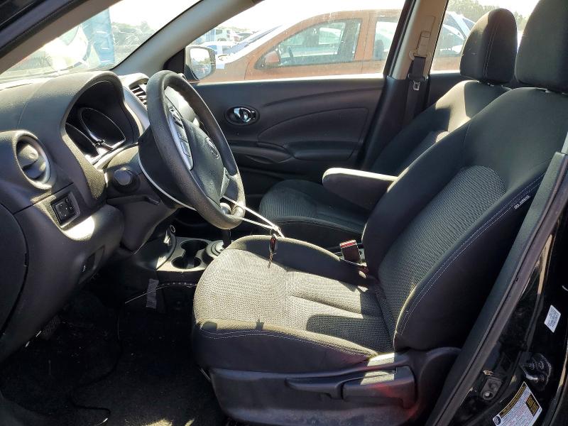 52248556 :رقم المزاد ، 3N1CN7AP5JL863239 vin ، 2018 Nissan Versa مزاد بيع