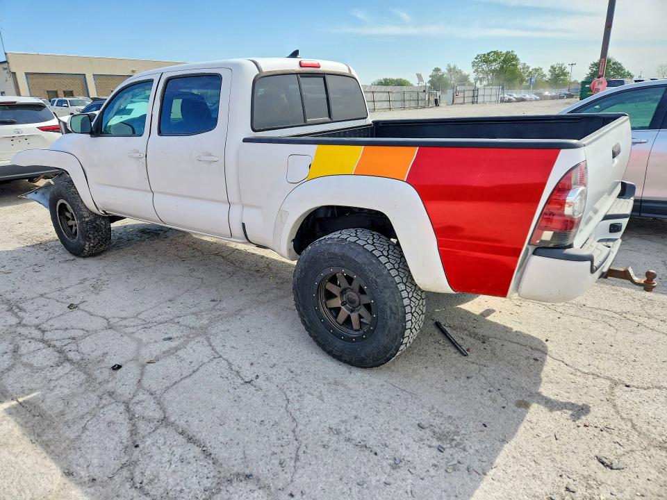 Продажа на аукционе авто 2015 Toyota Tacoma, vin: 3TMMU4FN5FM079025, номер лота: 52029846