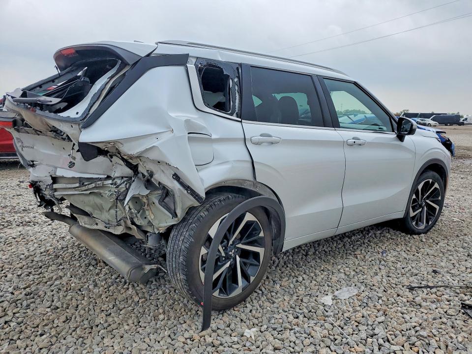 Продаж на аукціоні авто 2022 Mitsubishi Outlander, vin: JA4J3VA89NZ090159, номер лоту: 52568236