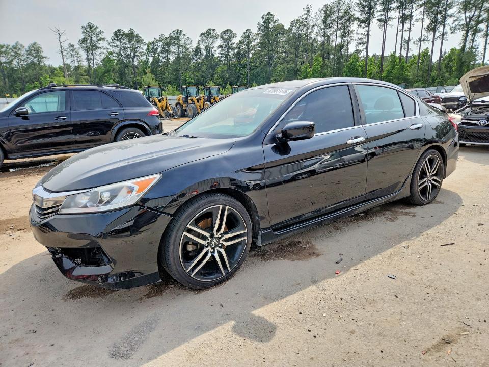 52681146 :رقم المزاد ، 1HGCR2F16HA197133 vin ، 2017 Honda Accord مزاد بيع