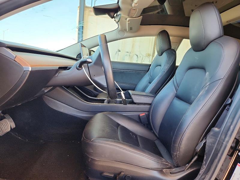 54718656 :رقم المزاد ، 5YJ3E1EA4JF176073 vin ، 2018 Tesla Model 3 مزاد بيع