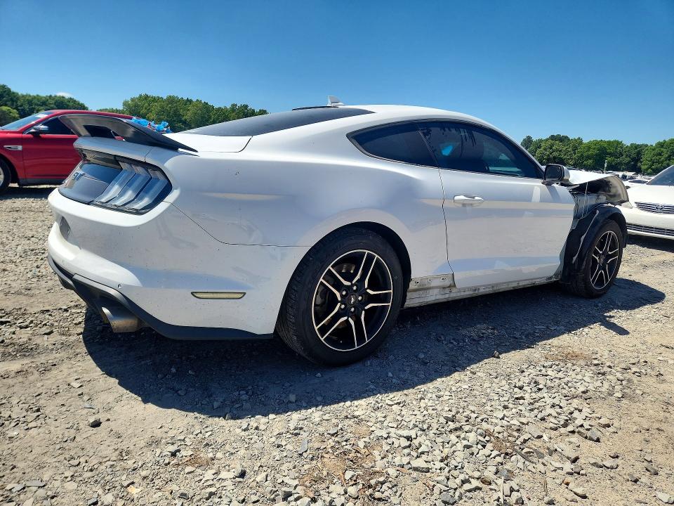 Продажа на аукционе авто 2022 Ford Mustang, vin: 1FA6P8CF3N5135865, номер лота: 52914116