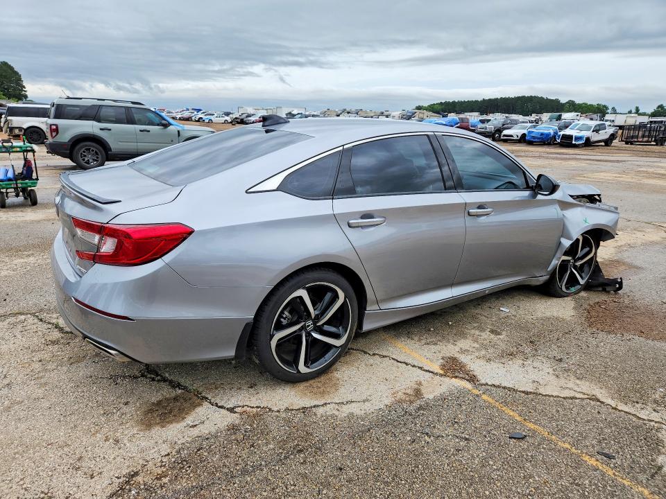 54913756 :رقم المزاد ، 1HGCV1F37NA040519 vin ، 2022 Honda Accord مزاد بيع