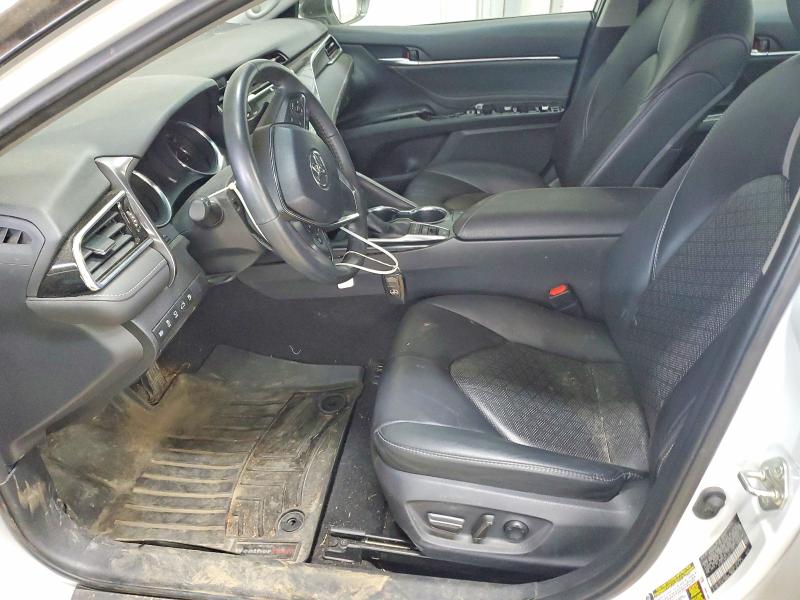 52372696 :رقم المزاد ، 4T1BZ1HK2JU021268 vin ، 2018 Toyota Camry مزاد بيع